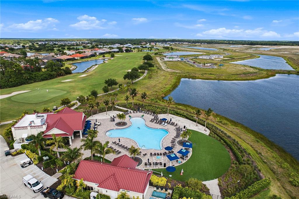 COUNTRY CLUB - Residential
