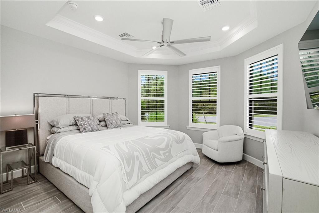 COUNTRY CLUB - Residential