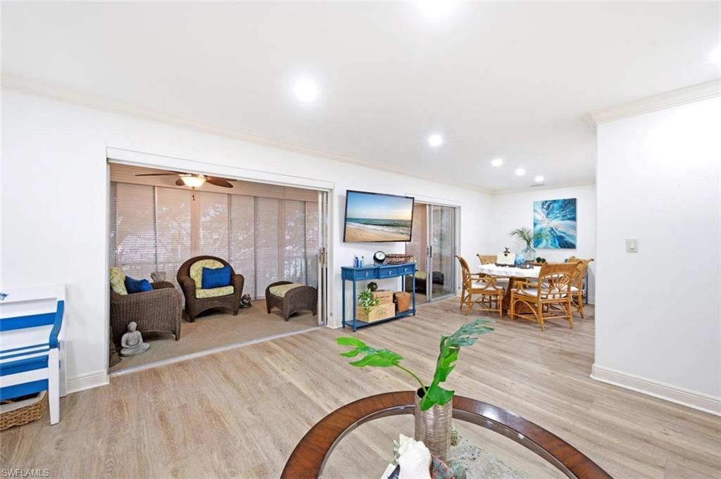 ROYAL BAY VILLAS - Residential