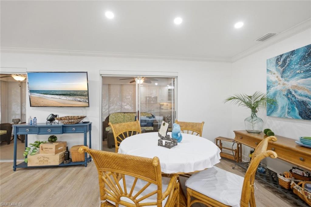ROYAL BAY VILLAS - Residential