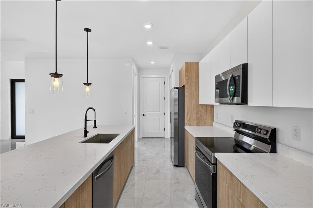 LEHIGH ACRES - Residential