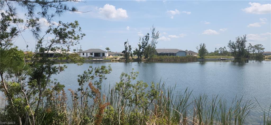 CAPE CORAL - Land