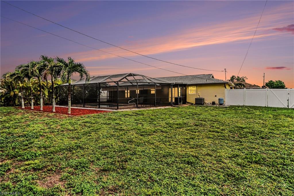 CAPE CORAL - Residential