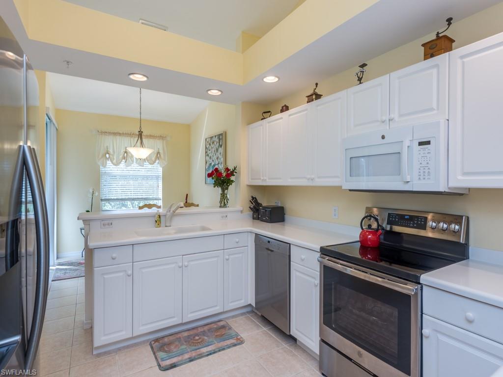 LAUREL GREENS - Residential