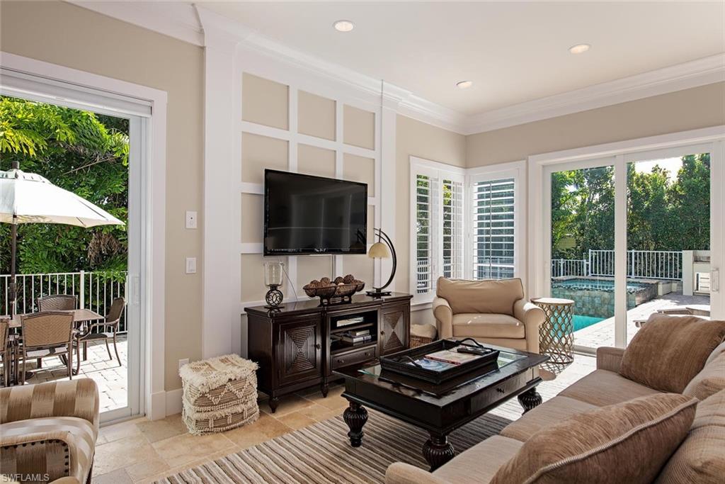 OLDE NAPLES - Residential
