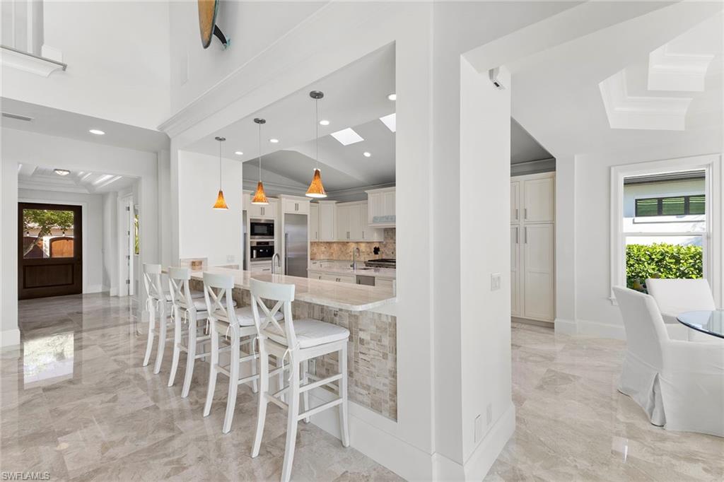 AQUALANE SHORES - Residential