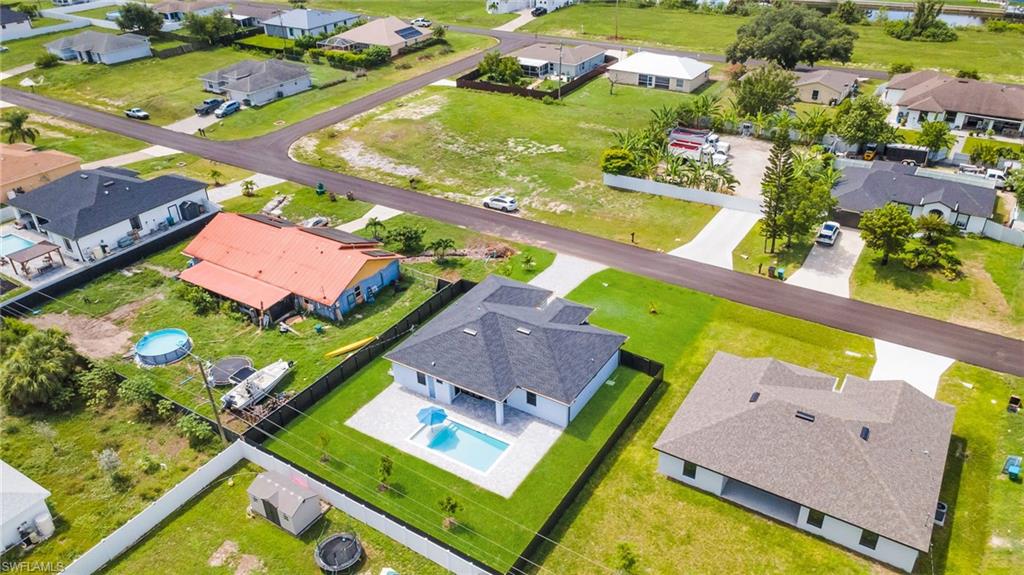 CAPE CORAL - Residential