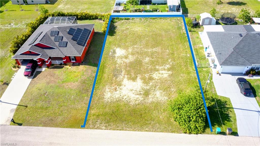 CAPE CORAL - Land