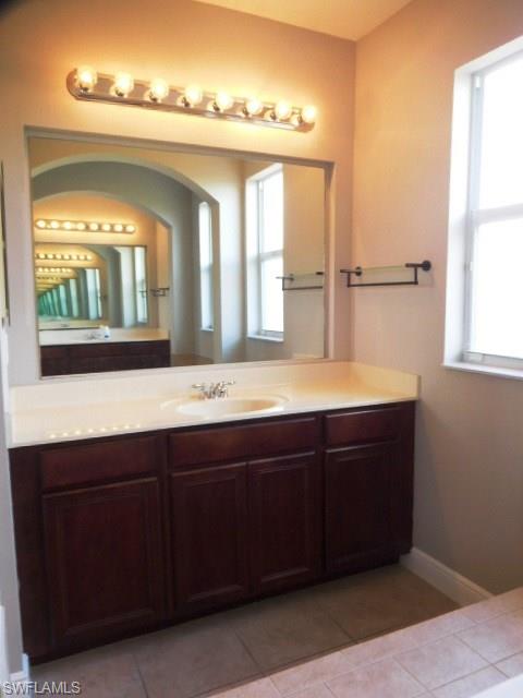 VALENCIA COUNTRY CLUB - Residential