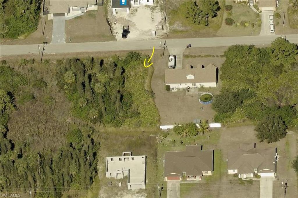LEHIGH ACRES - Land