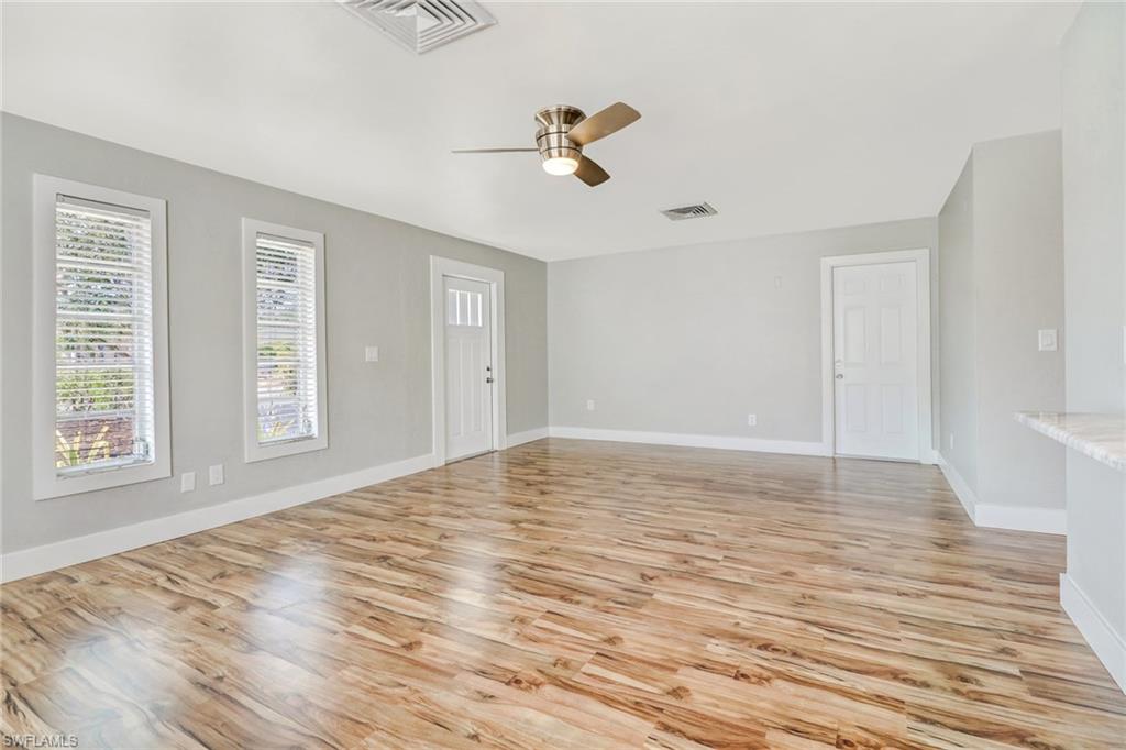 NAPLES PARK - Residential