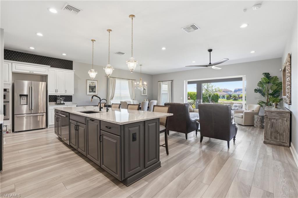 COMPASS LANDING - Residential Lease