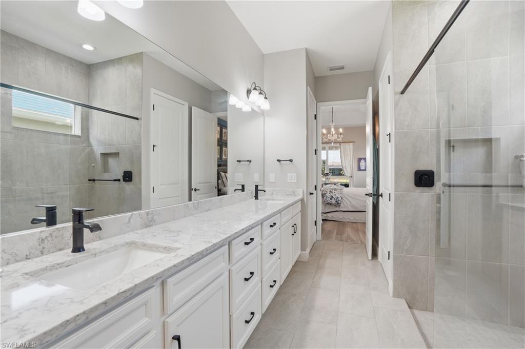 COMPASS LANDING - Residential Lease