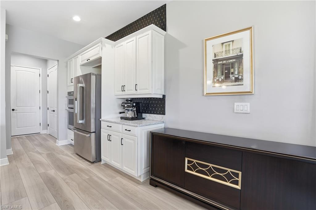 COMPASS LANDING - Residential Lease