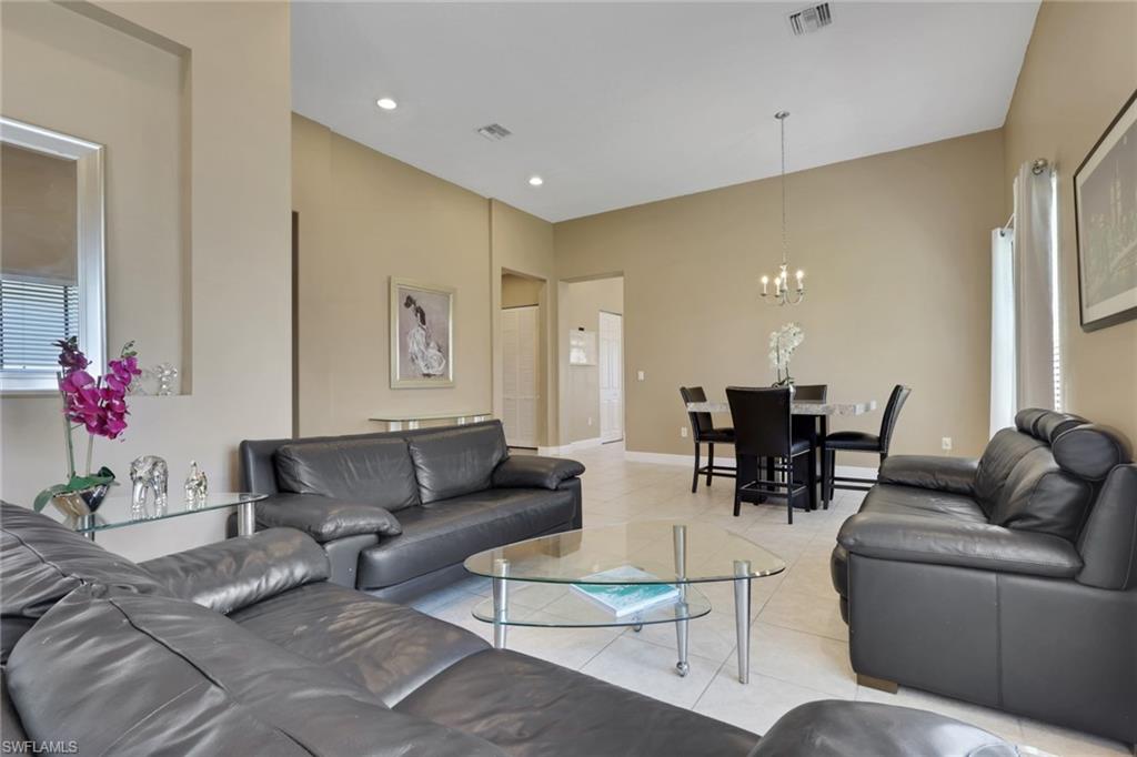 MAPLE RIDGE - Residential