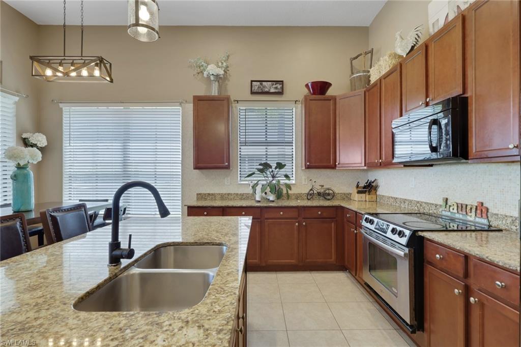 MAPLE RIDGE - Residential
