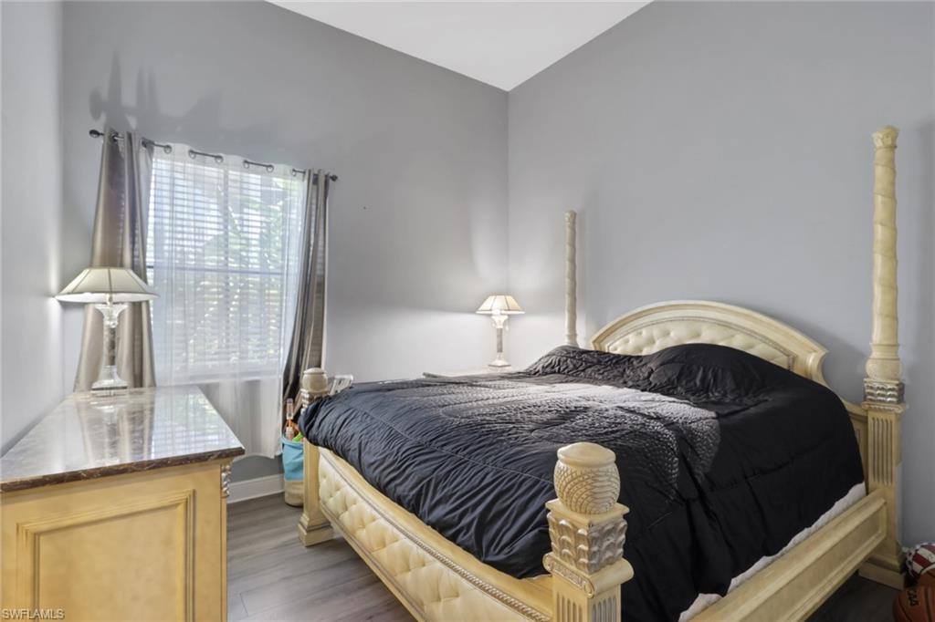 MAPLE RIDGE - Residential
