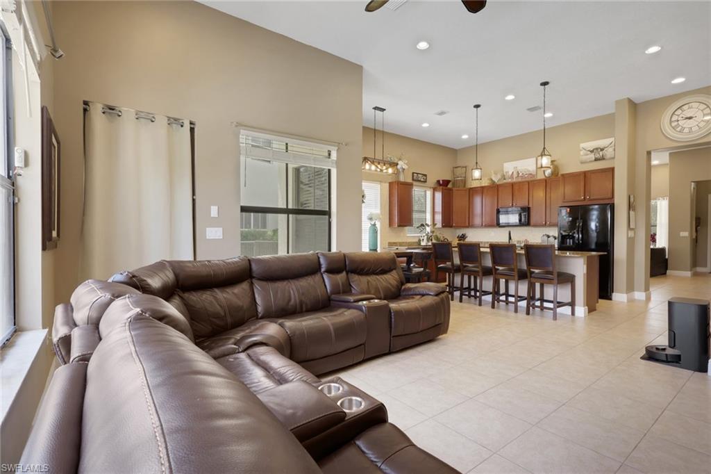 MAPLE RIDGE - Residential