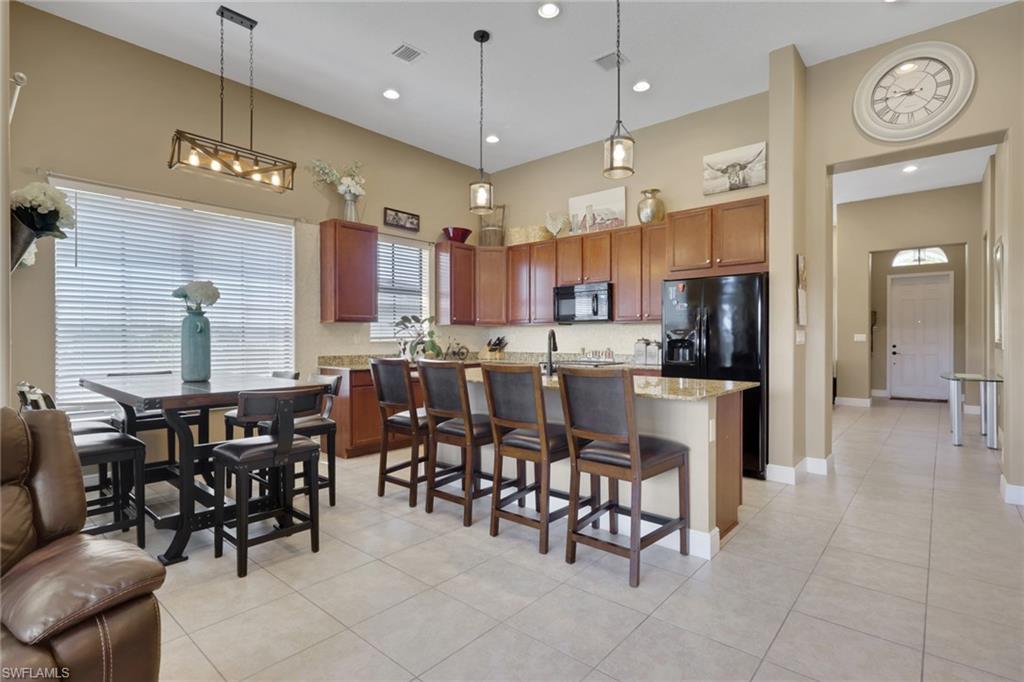 MAPLE RIDGE - Residential