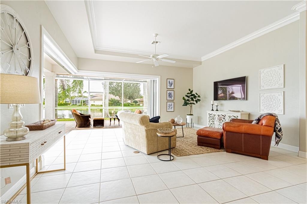 LONGSHORE LAKE - Residential
