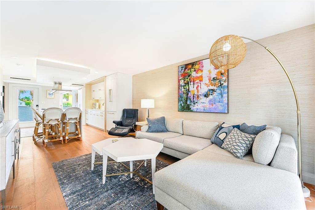 OLDE TOWNE CONDO - Residential Lease