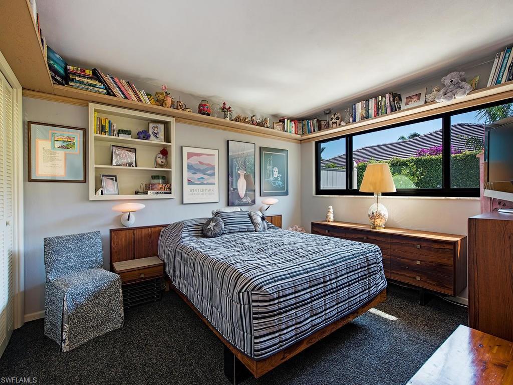 ROYAL HARBOR - Residential