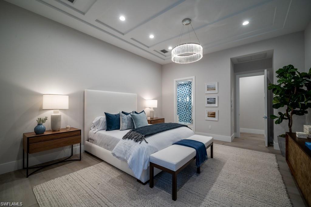 ROYAL HARBOR - Residential