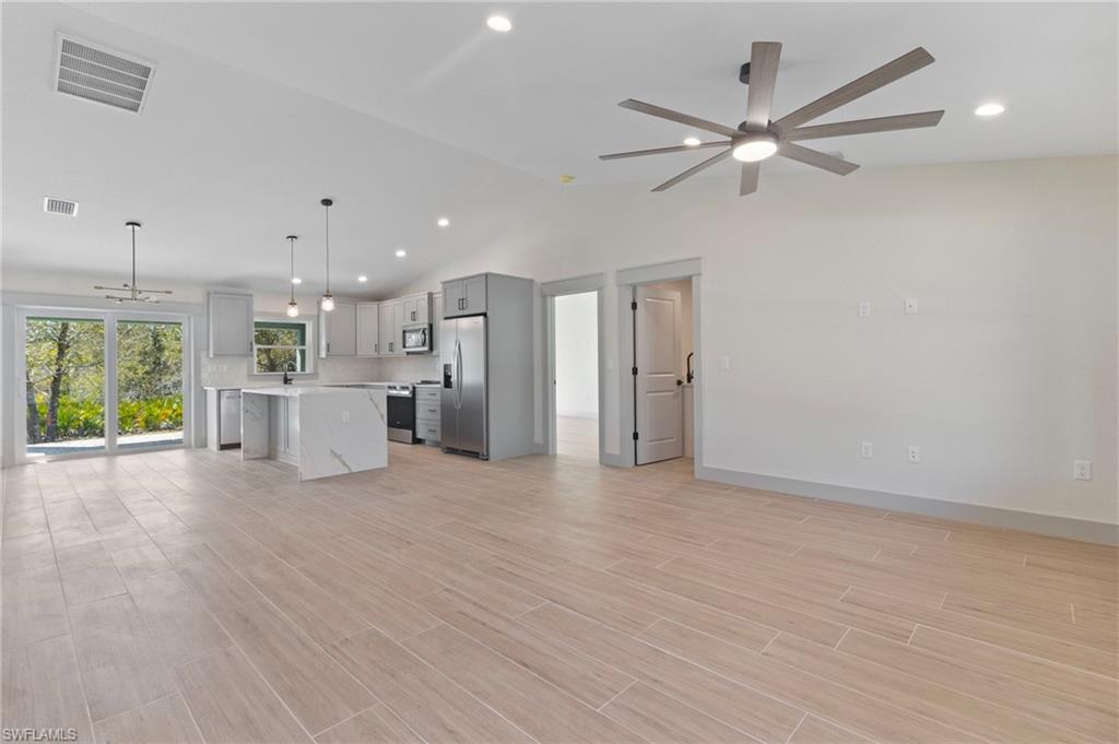 PORT CHARLOTTE - Residential