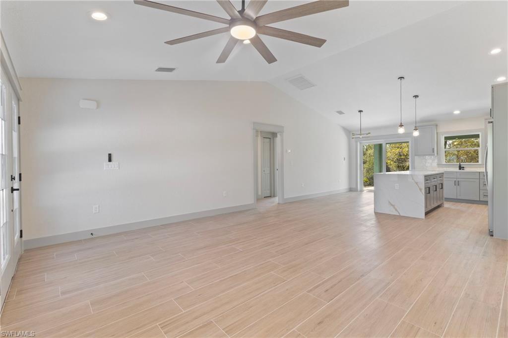 PORT CHARLOTTE - Residential