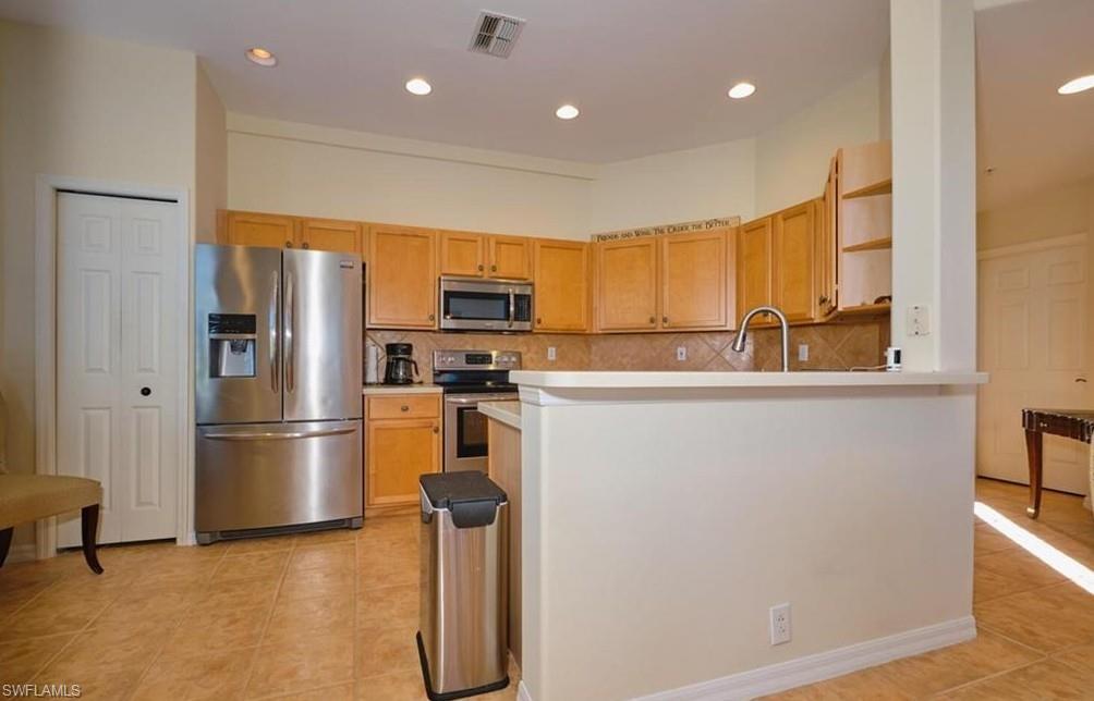 WATERFORD - Residential Lease