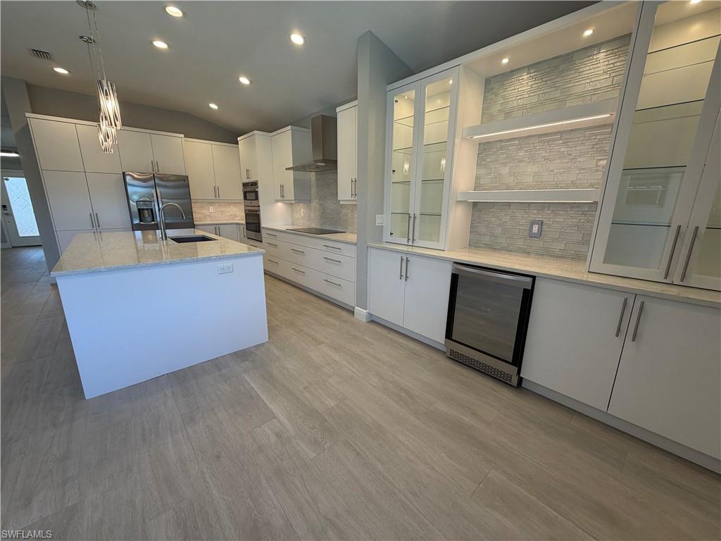 AUTUMN WOODS - Residential Lease