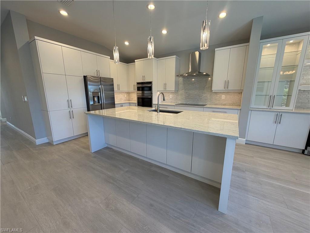 AUTUMN WOODS - Residential Lease