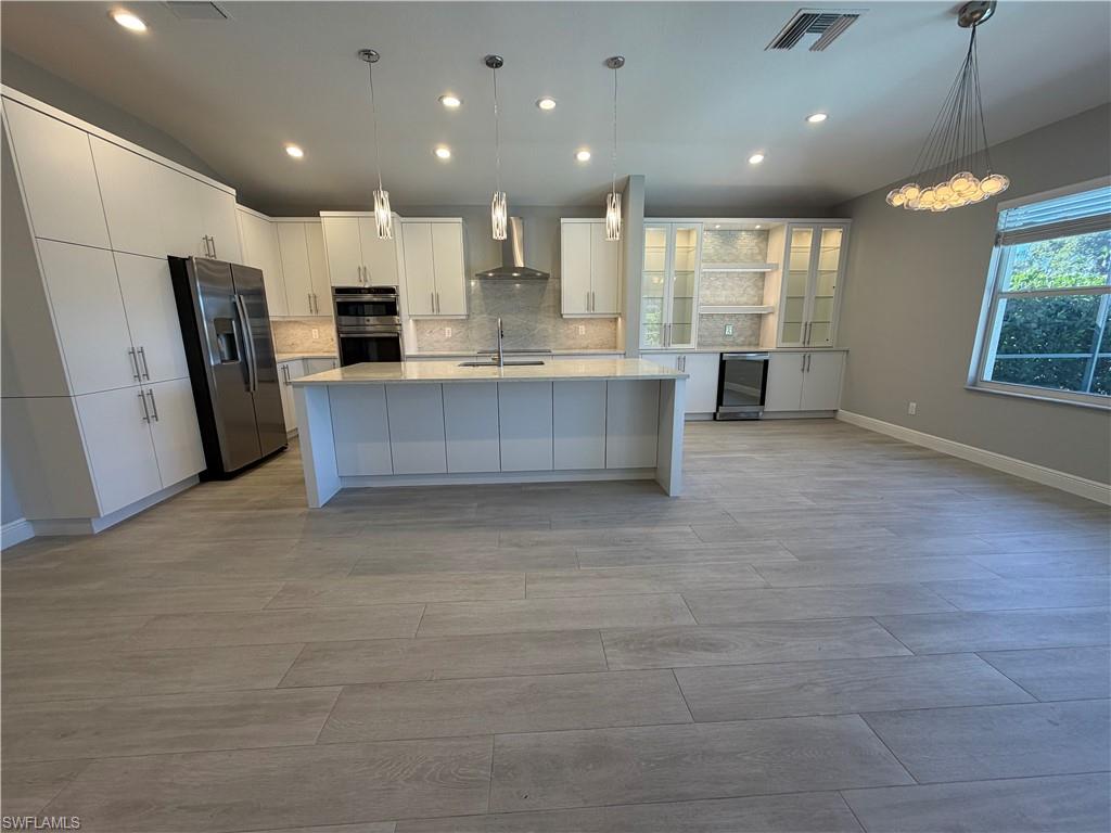 AUTUMN WOODS - Residential Lease