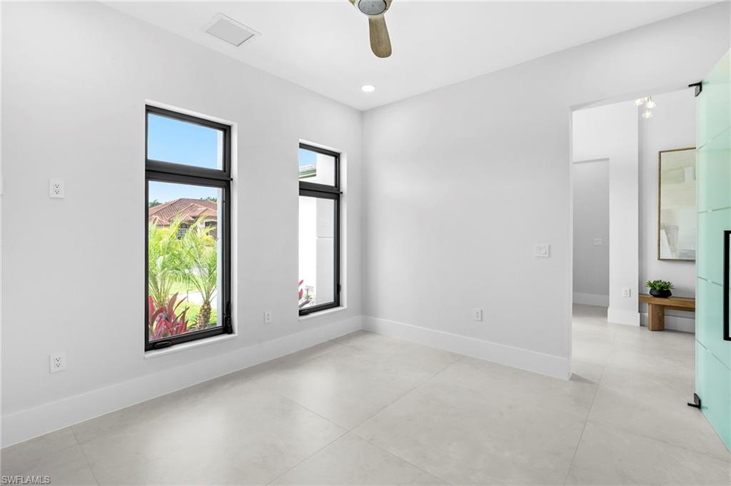 ROYAL PALM GOLF ESTATES - Residential