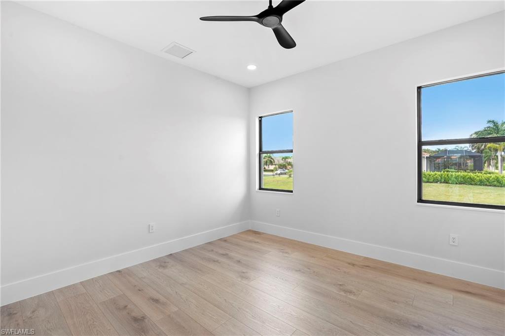 ROYAL PALM GOLF ESTATES - Residential