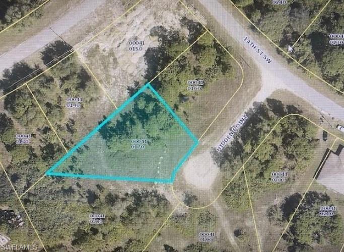 Great opportunity to build income producing property on this oversized lot on a cul-de-sac.  Excellent location close to I-75, airport, restaurants and shopping.