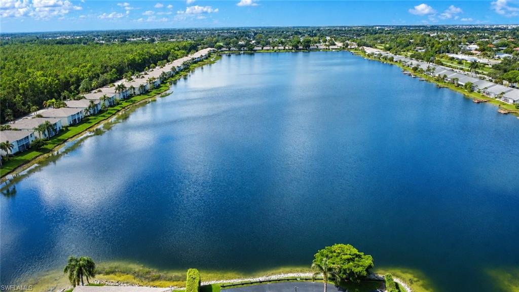 LAKEPORT VILLAS - Residential
