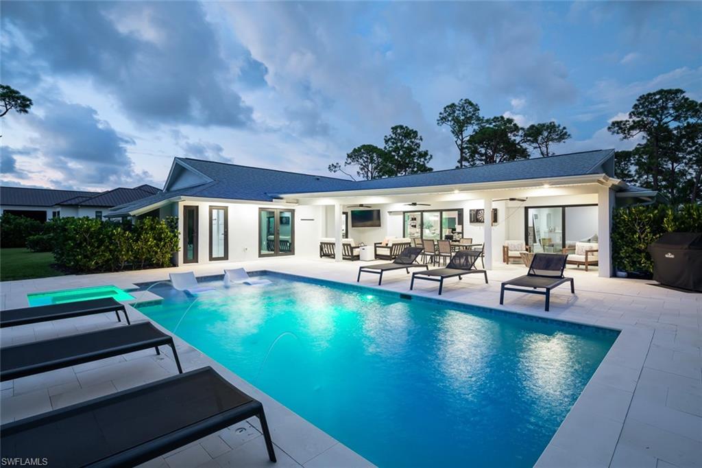 PINE RIDGE - Residential