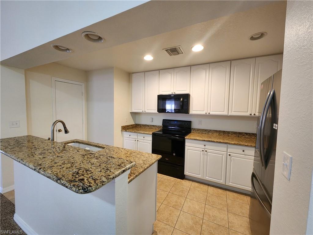 VISTANNA VILLAS - Residential Lease