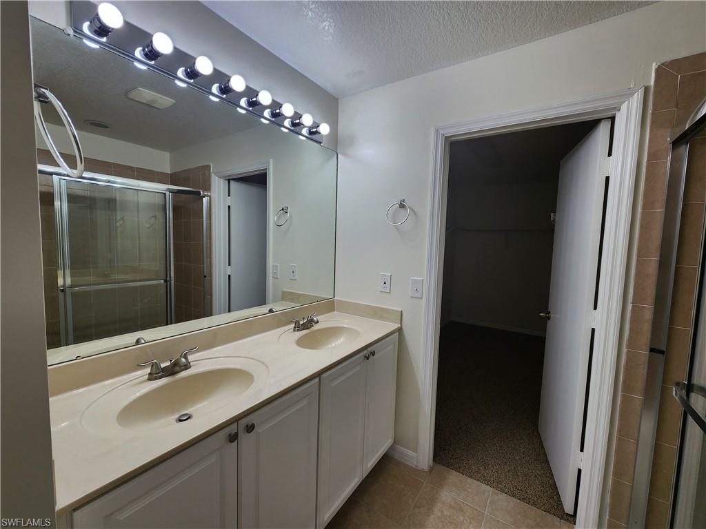 VISTANNA VILLAS - Residential Lease