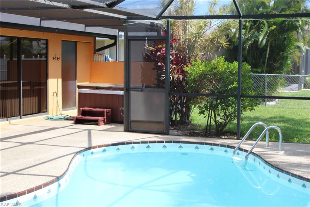 CAPE CORAL - Residential Lease