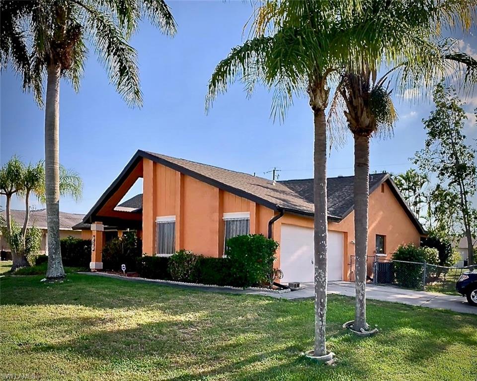 CAPE CORAL - Residential Lease