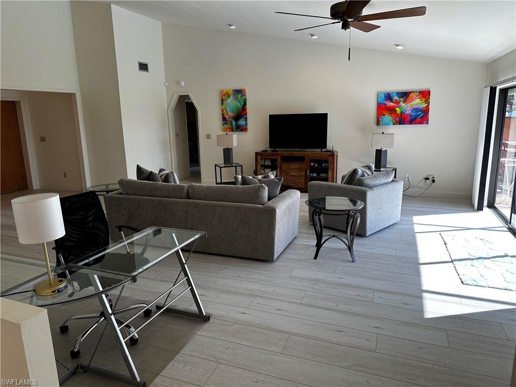 CAPE CORAL - Residential Lease