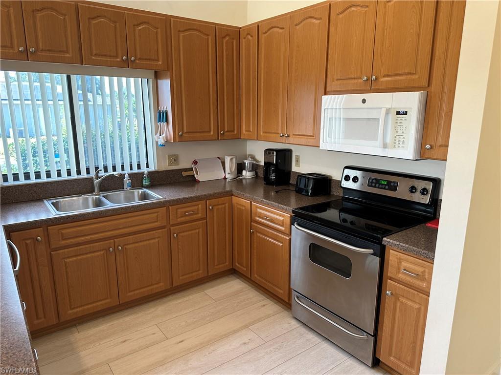 CAPE CORAL - Residential Lease