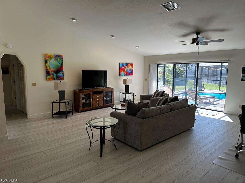 CAPE CORAL - Residential Lease