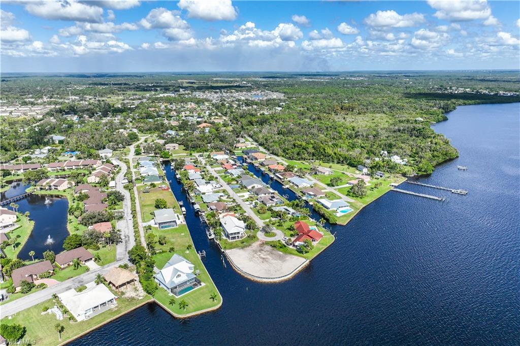 NORTH FORT MYERS - Land