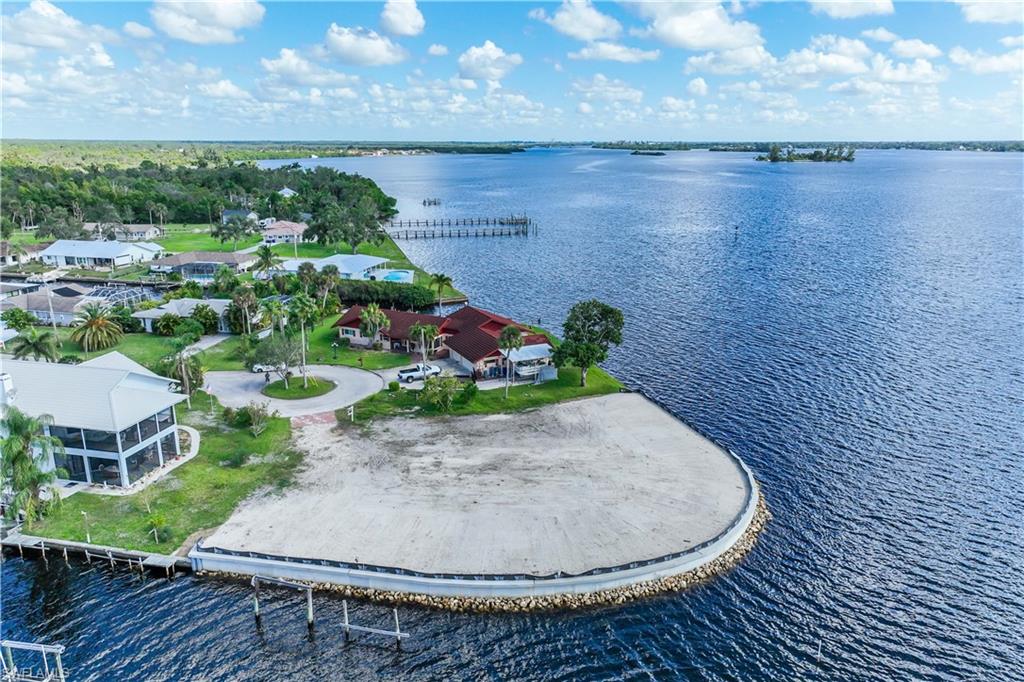 NORTH FORT MYERS - Land