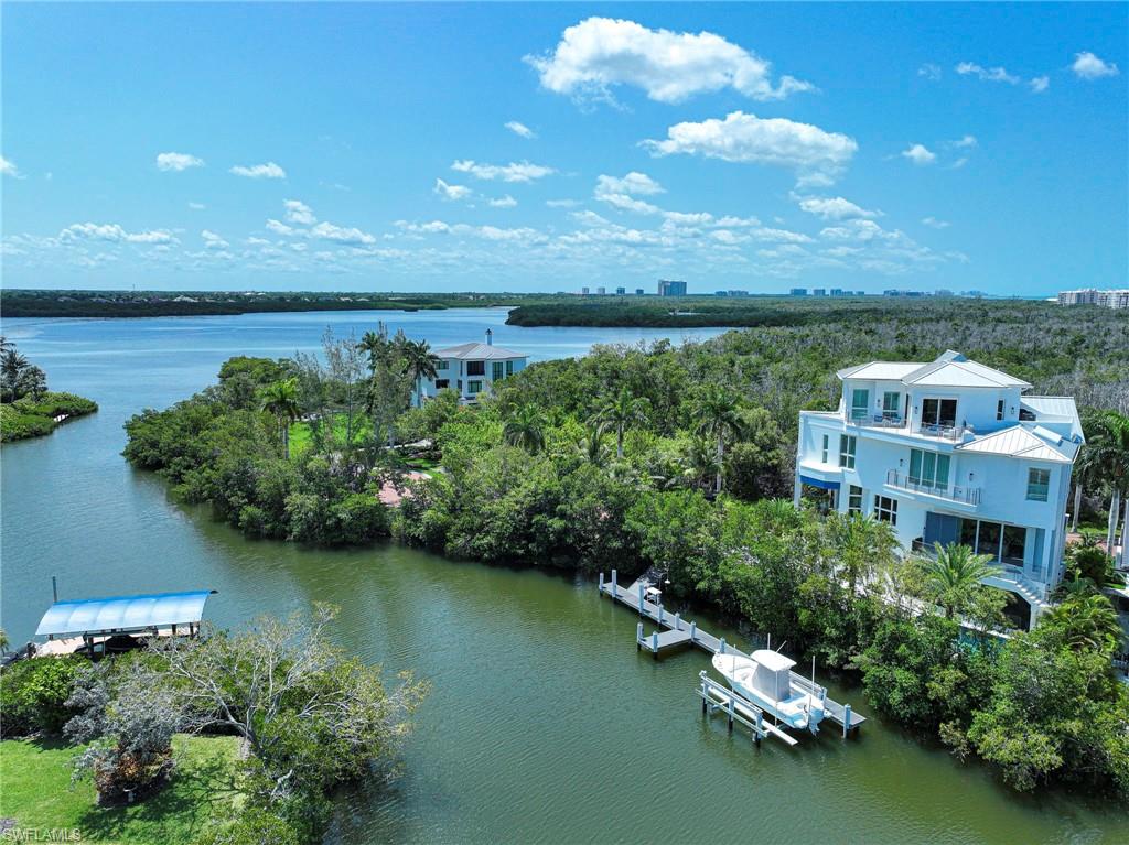 BAYFRONT GARDENS - Residential
