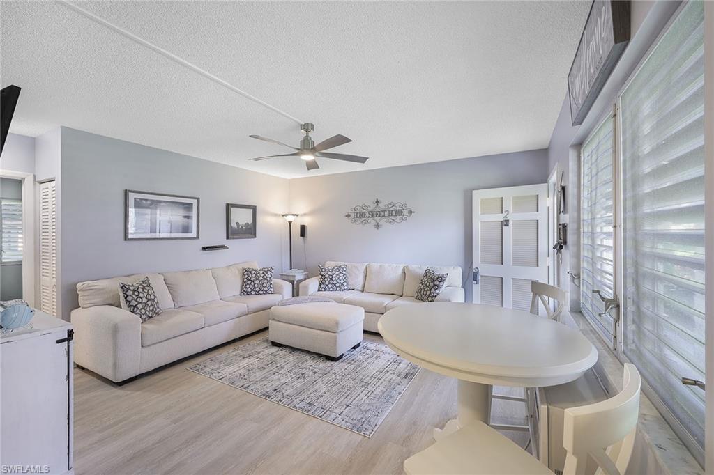 AQUARIUS APTS OF MARCO ISLAND - Residential