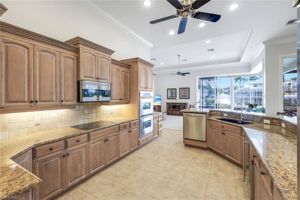 MARCO ISLAND - Residential
